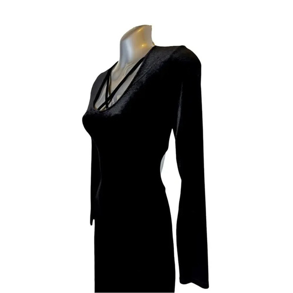 Women’s Black Backless Velvet Floor Length Dress with Slits Size Small - Picture 3 of 10
